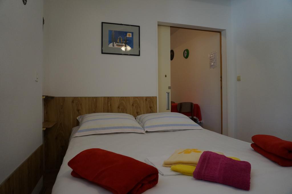 Rooms & Apartments Tepsa - Centre フヴァル エクステリア 写真