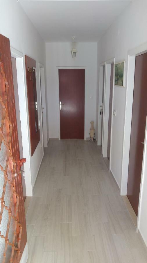 Rooms & Apartments Tepsa - Centre フヴァル エクステリア 写真